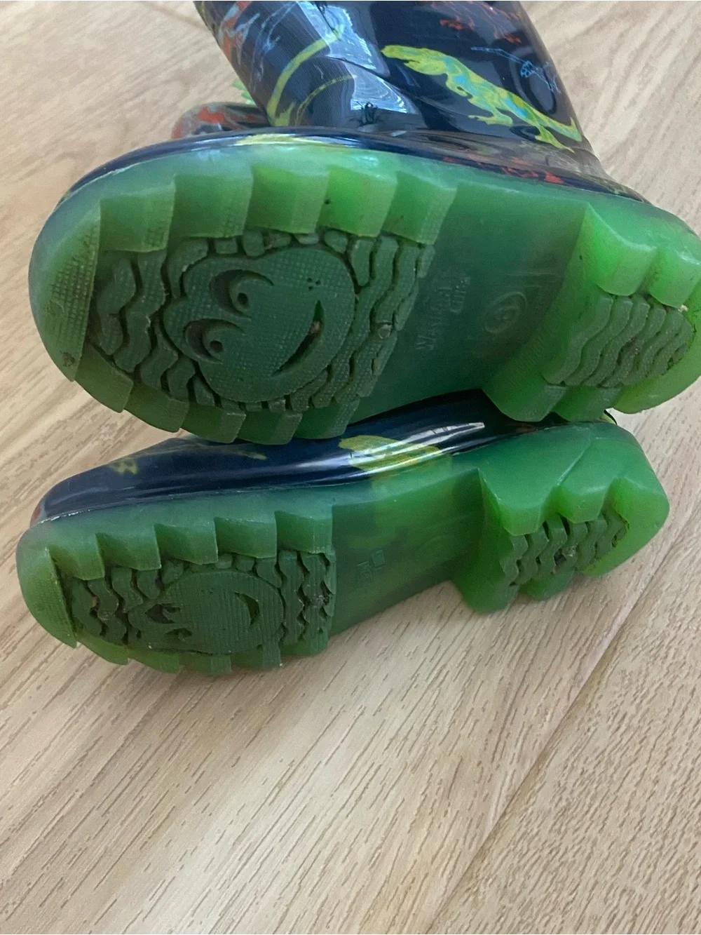 Western Chief Dino Light Up Rain Boots